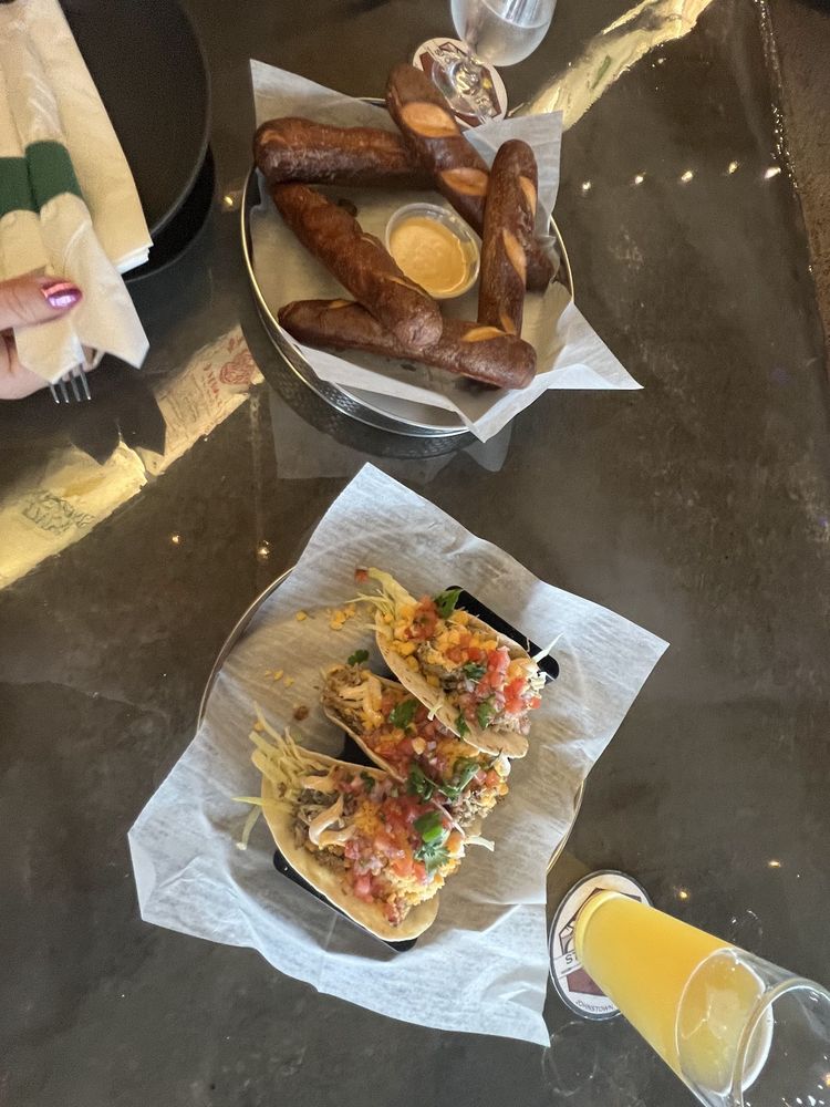Food from Stone Bridge Brewing Co