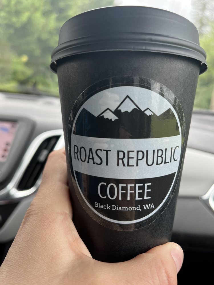 Roast Republic Logo