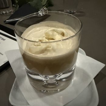 R&M Dessert Bar - Affogato with vanilla ice cream - Desserts Near Me - Bellevue, Washington R&M Dessert Bar - Affogato with vanilla ice cream - Desserts Near Me - Bellevue, Washington