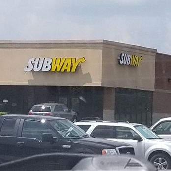 Subway - cars parked in front of a subway subway - Fast Food Near Me - Charlestown, Indiana Subway - cars parked in front of a subway subway - Fast Food Near Me - Charlestown, Indiana