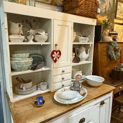 Great Lakes Antiques Boutique 2