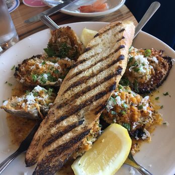 Perla's - Seafood Near Me - Austin, Texas