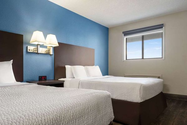 CLOSED - Red Roof Inn Kingman by null