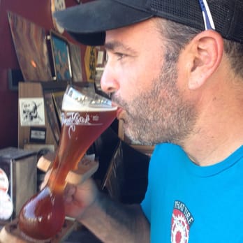 Dead Reckoning Tavern - Quality Belgium Ale on tap - Pubs Near Me - Arcata, California