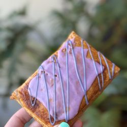 The Flour Bender - Pop tart
