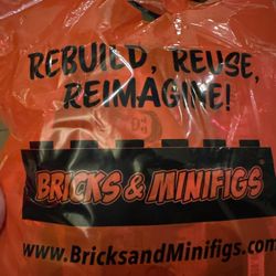 Bricks & Minifigs - Pearland