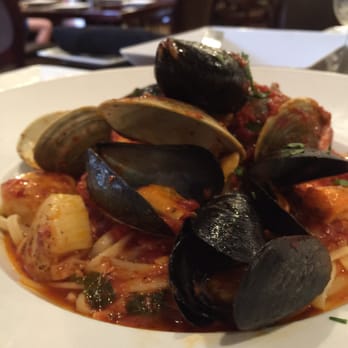 Biscotti's Ristorante - Fra Diavlo! - Italian Near Me - New Fairfield, Connecticut