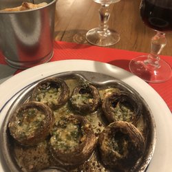 L'Elysée Carnot - The stuffed mushrooms...basically a garlic herb butter soooooo good.