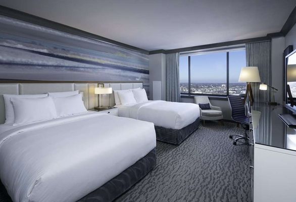 The Lofton Hotel Minneapolis, Tapestry Collection by Hilton by null