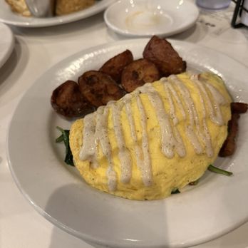 Phoebe's Diner - -BST Omelet- - - American Near Me - Austin, Texas