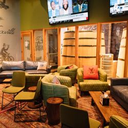 Yee-Haw Brewing Company - Knoxville - Snug