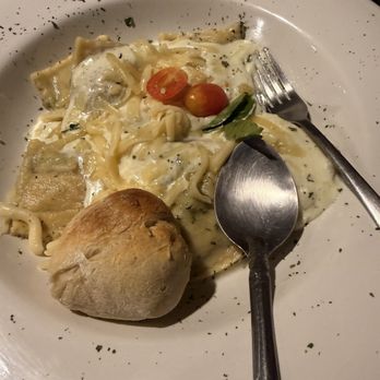 La Pizzería Argentina - Spinach ravioli - Pizza Near Me - México, D.F., DIF La Pizzería Argentina - Spinach ravioli - Pizza Near Me - México, D.F., DIF