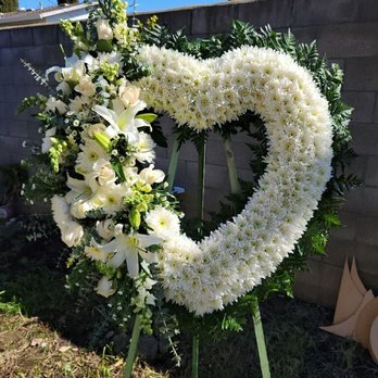 Vi's Florist - Florists Near Me - Sacramento, California Vi's Florist - Florists Near Me - Sacramento, California