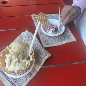 Jeni's Splendid Ice Creams - Ice Cream & Frozen Yogurt Near Me - Atlanta, Georgia Jeni's Splendid Ice Creams - Ice Cream & Frozen Yogurt Near Me - Atlanta, Georgia