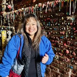The Gum Wall - 11.30.24 Gaaaaaahhh! Ewww!