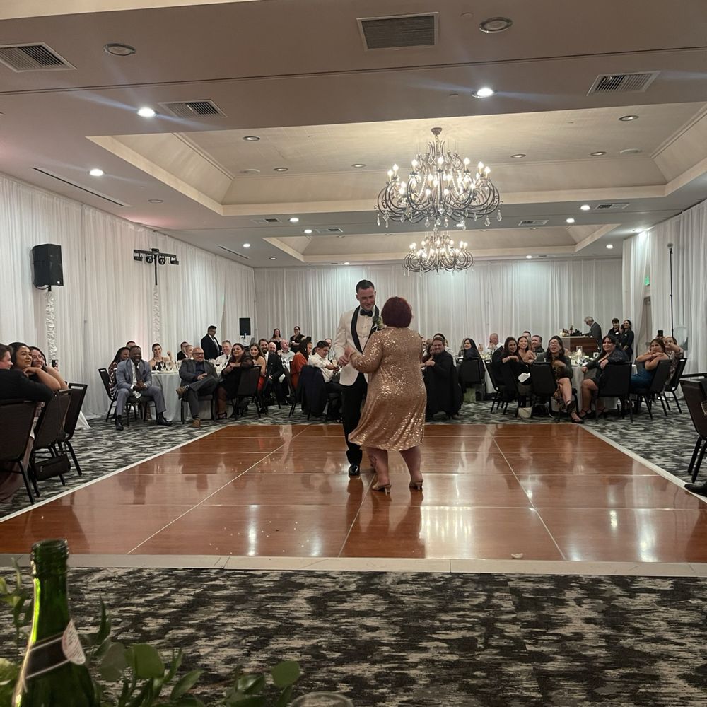 Pipe and Drape OC - Reception - Wedding Planning Near Me Pipe and Drape OC - Reception - Wedding Planning Near Me