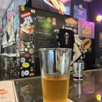 10 Twenty Five - lost coast tangerine wheat beer - New American Near Me - Cape Coral, Florida