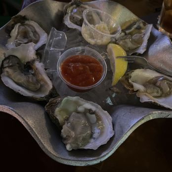 Muddy Waters - Oysters - American Near Me - Deerfield Beach, Florida