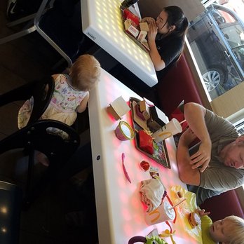 McDonald's - Burgers Near Me - Pasadena, California