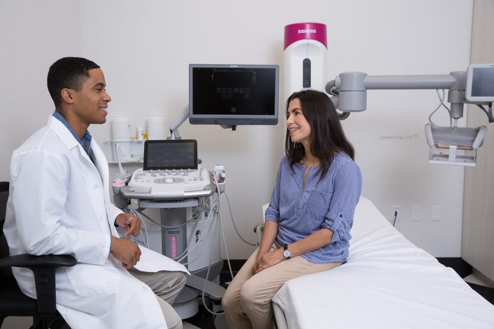 SIMONMED IMAGING BILTMORE Updated September 2024 14 Photos & 92 Reviews 2502 E Camelback