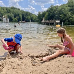 Mt Gretna Lake & Beach - The kids were entertained for hours
