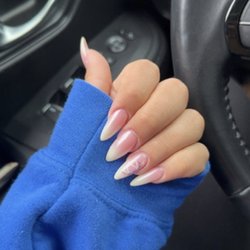 Lee Spa Nails