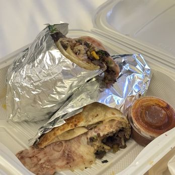 Valentina’s Mobile Cafe - Asada burrito - Food Trucks Near Me - Los Angeles, California Valentina’s Mobile Cafe - Asada burrito - Food Trucks Near Me - Los Angeles, California