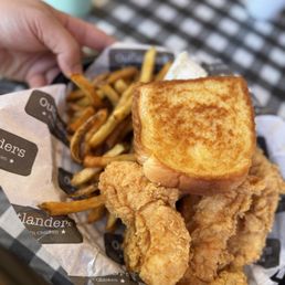 Outlanders Chicken Basket 3 Tenders
