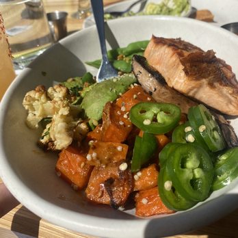 True Food Kitchen - Ancient Grains Bowl - Vegetarian Near Me - Pasadena, California True Food Kitchen - Ancient Grains Bowl - Vegetarian Near Me - Pasadena, California