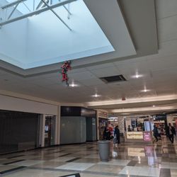 Newburgh Mall - 12/22/2023