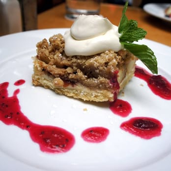 Jump Restaurant - Honey crisp apple and cranberry crostata - Canadian (New) Near Me - Toronto, Ontario Jump Restaurant - Honey crisp apple and cranberry crostata - Canadian (New) Near Me - Toronto, Ontario
