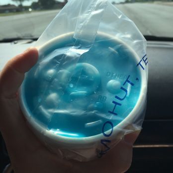 Eskimo Hut - Blue Lagoon (Blue Hawaiian + Pina Colada + Cream) - Beer, Wine & Spirits Near Me - Beverly Hills, Texas