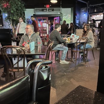 Croxley's Farmingdale - Inside is huge. Much larger and nice than the other locations. - Sports Bars Near Me - Farmingdale, New York Croxley's Farmingdale - Inside is huge. Much larger and nice than the other locations. - Sports Bars Near Me - Farmingdale, New York