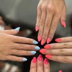 Hollywood Nails