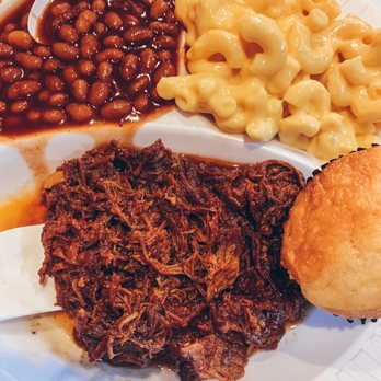 Log Cabin Barbecue - BBQ Original Pork BBQ, Baked beans, Mac-n-Cheese, corn muffin - Barbeque Near Me - Elkton, Virginia Log Cabin Barbecue - BBQ Original Pork BBQ, Baked beans, Mac-n-Cheese, corn muffin - Barbeque Near Me - Elkton, Virginia