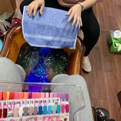 Sky Nails