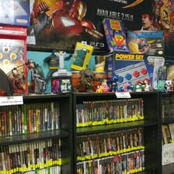Land of Misfit Toys & Comics
