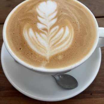 Fellows Cafe - Decaf oatmilk latte - Breakfast & Brunch Near Me - Roswell, Georgia