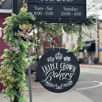 Triple Crown Bakery - Adorable decor. - Bakeries Near Me - Franklin, Tennessee
