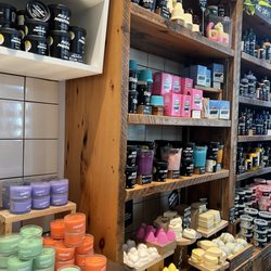 Lush Handmade Cosmetics Valencia