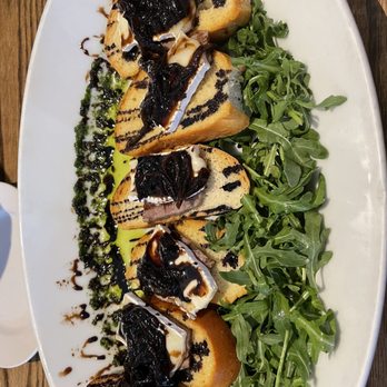 Whiskey Creek - Crostini Brie appetizer - Steakhouses Near Me - Bishop, California Whiskey Creek - Crostini Brie appetizer - Steakhouses Near Me - Bishop, California