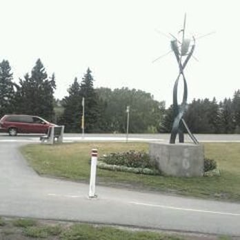 Confederation Park - Parks Near Me - Calgary, Alberta