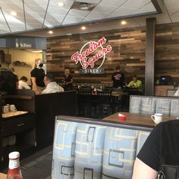 New EVERYTHING!! Booths, ceiling, walls!!! New EVERYTHING!! Booths, ceiling, walls!!!