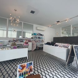 Buff Beauty Bar - Get your nails and feet did
