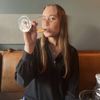 Melanie - Wine Bars Near Me - Los Angeles, California Melanie - Wine Bars Near Me - Los Angeles, California