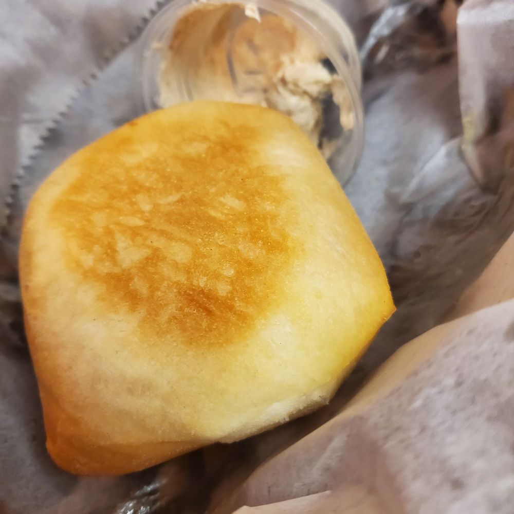 Texas Roadhouse - Bread with honey butter - Steakhouses Near Me - Tulsa, Oklahoma Texas Roadhouse - Bread with honey butter - Steakhouses Near Me - Tulsa, Oklahoma