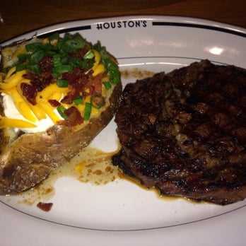 Hillstone - Houston's famous Hawaiian Ribeye. So tender. Yum! - Salad Near Me - Houston, Texas Hillstone - Houston's famous Hawaiian Ribeye. So tender. Yum! - Salad Near Me - Houston, Texas