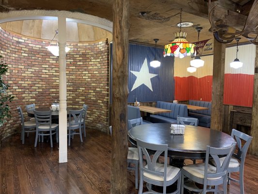Bodacious Bar-B-Q by null