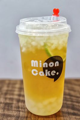 Minon Cake by null