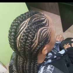 Fama African Hair Braiding